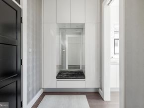 2361 N Edgewood Street, Arlington VA 22207