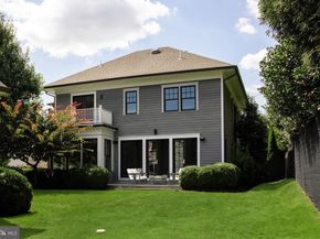 2361 N Edgewood Street, Arlington VA 22207