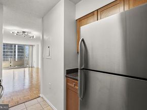 4801 Fairmont Avenue 904, Bethesda MD 20814