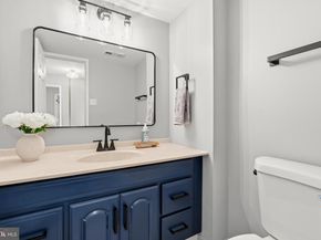 307 Yoakum Parkway 706, Alexandria VA 22304
