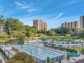 307 Yoakum Parkway 706, Alexandria VA 22304