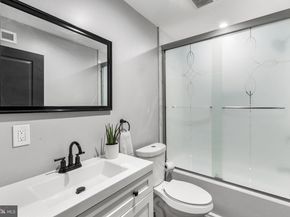 322 N 42nd Street, Philadelphia PA 19104