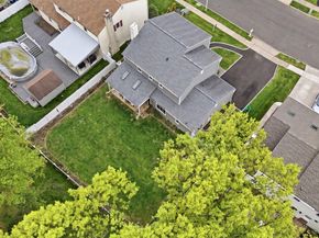 595 Buck Drive, Fairless Hills PA 19030