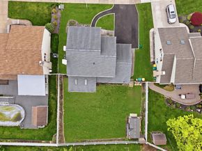 595 Buck Drive, Fairless Hills PA 19030