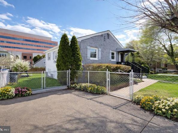 5132 19TH Road N, Arlington VA 22207