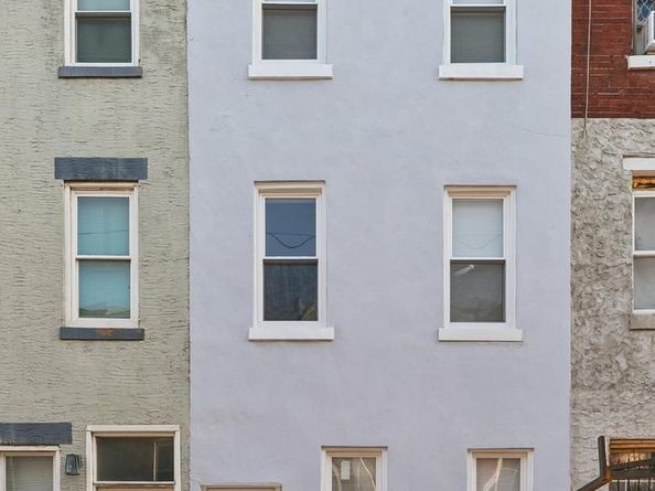 21 E Silver Street, Philadelphia PA 19134