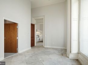 1001 Chestnut Street 305E, Philadelphia PA 19107