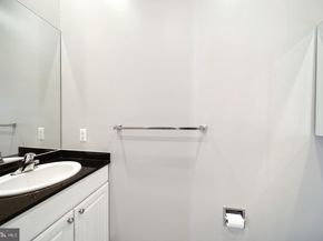 1001 Chestnut Street 305E, Philadelphia PA 19107