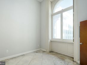 1001 Chestnut Street 305E, Philadelphia PA 19107