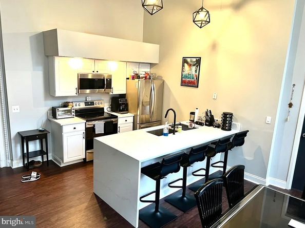 1001 Chestnut Street 305E, Philadelphia PA 19107