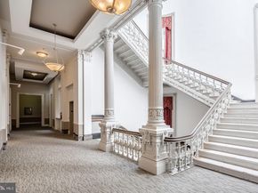 1001 Chestnut Street 305E, Philadelphia PA 19107