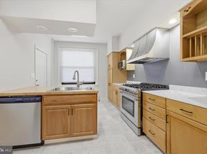 1925 S 21st Street, Philadelphia PA 19145