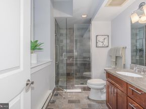 215 I Street NE 105, Washington DC 20002