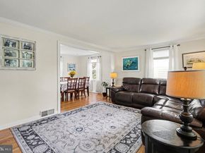 312 Woodlawn Avenue, Willow Grove PA 19090