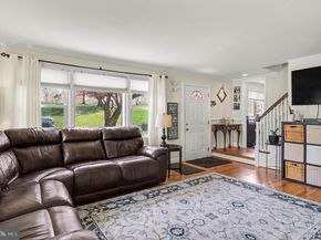 312 Woodlawn Avenue, Willow Grove PA 19090