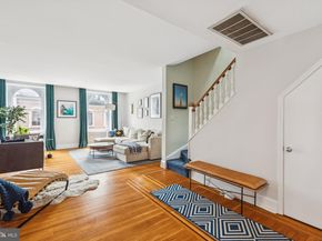 2217 Delancey Place 6, Philadelphia PA 19103
