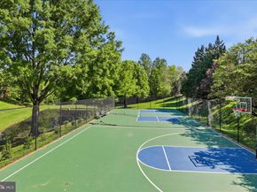 3424 Silver Maple Place, Falls Church VA 22042