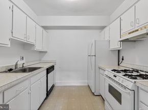 4000 Cathedral Avenue NW 534B, Washington DC 20016