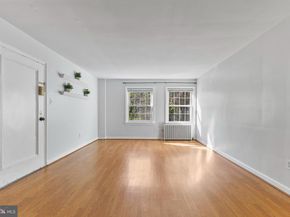 5003 10TH Street S 5, Arlington VA 22204