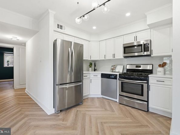 7839 Enola Street TA3, Mclean VA 22102