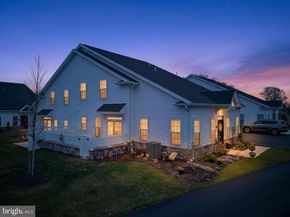 83 Cedar Circle, Levittown PA 19055