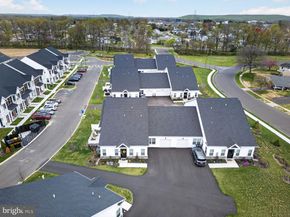 83 Cedar Circle, Levittown PA 19055