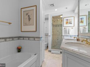 1320 Huntsman Lane, Gladwyne PA 19035