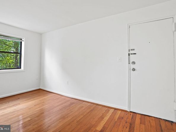 3281 15TH Place SE 202, Washington DC 20020