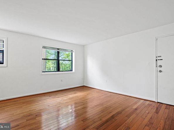 3281 15TH Place SE 202, Washington DC 20020