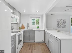 3310 S 28TH Street S 102, Alexandria VA 22302