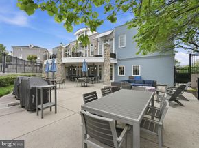 4081 S Four Mile Run Drive 103, Arlington VA 22204