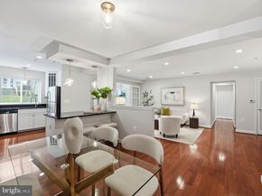 4081 S Four Mile Run Drive 103, Arlington VA 22204