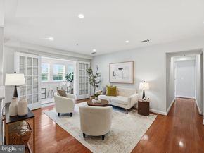 4081 S Four Mile Run Drive 103, Arlington VA 22204
