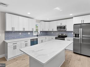 30 Orangewood Drive, Levittown PA 19057