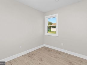 30 Orangewood Drive, Levittown PA 19057