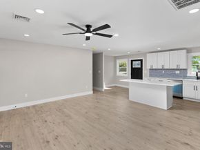 30 Orangewood Drive, Levittown PA 19057