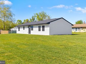 30 Orangewood Drive, Levittown PA 19057