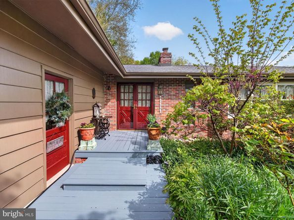 1 Upton Lane, Yardley PA 19067