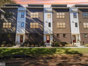 956 Riverplace Drive 56O, Conshohocken PA 19428