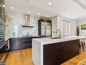 206 N 22nd Street E, Philadelphia PA 19103