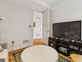 206 N 22nd Street E, Philadelphia PA 19103