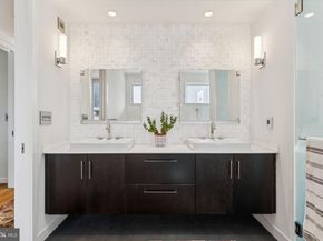 206 N 22nd Street E, Philadelphia PA 19103