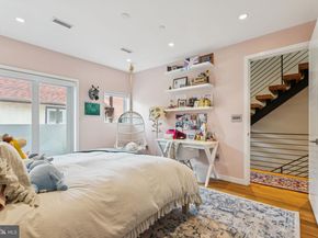 206 N 22nd Street E, Philadelphia PA 19103