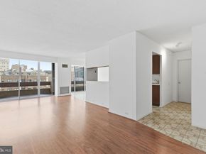 1326 Spruce Street 1903, Philadelphia PA 19107