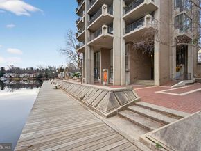 11400 Washington Plaza W 1303, Reston VA 20190