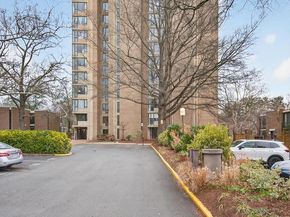 11400 Washington Plaza W 1303, Reston VA 20190