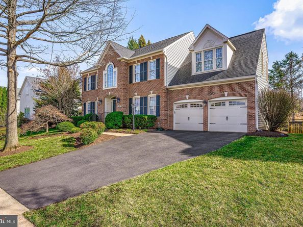 47787 Brawner Place, Sterling VA 20165