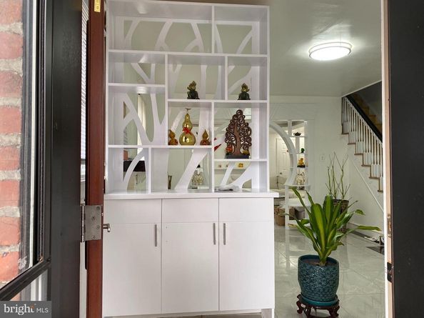 6833 Cottage Street, Philadelphia PA 19135