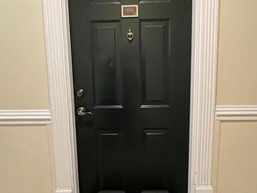 4860 Eisenhower Avenue 484, Alexandria VA 22304