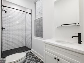 1805 Chestnut Street, Philadelphia PA 19103